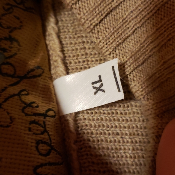 Wool Sweater - Picture 8 of 8